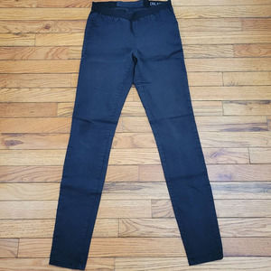 Blank NYC Black Skinny Elastic Waist Jeggings